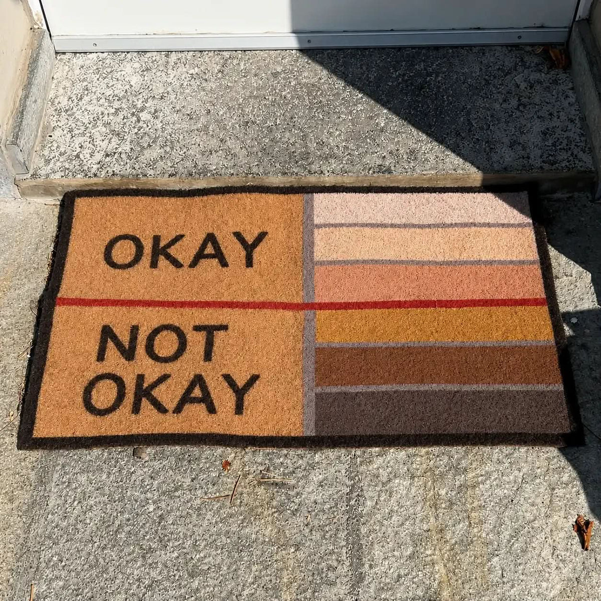 OKAYMORA – Funny Shoe-Scraping Doormat for Playful Entryways
