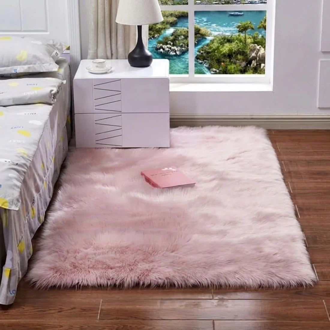 FURAVENZA – Soft Plush Rug for Cozy Everyday Comfort