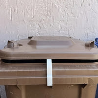 FRESHFLOW – Trash Bin Ventilation Clip for Odor & Pest Control