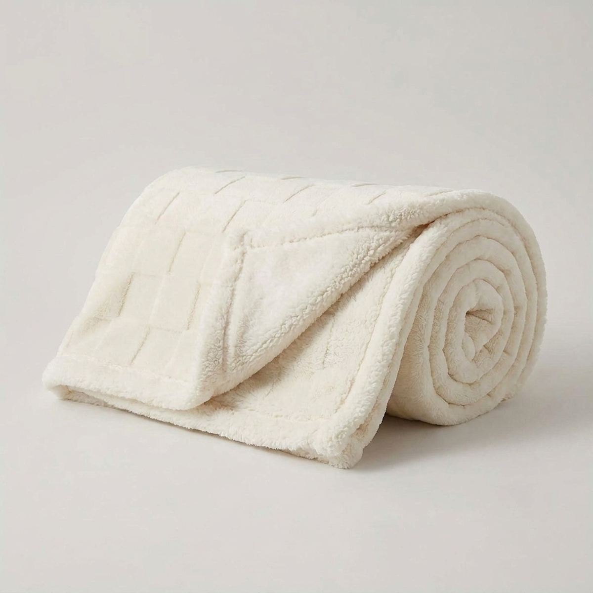 ITERPUB::cold-faironto-16066472673610::07-variant-creamy-white