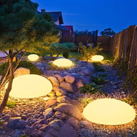 STONEGLOBE – Solar-Powered Imitation Stone Sphere Garden Lamp