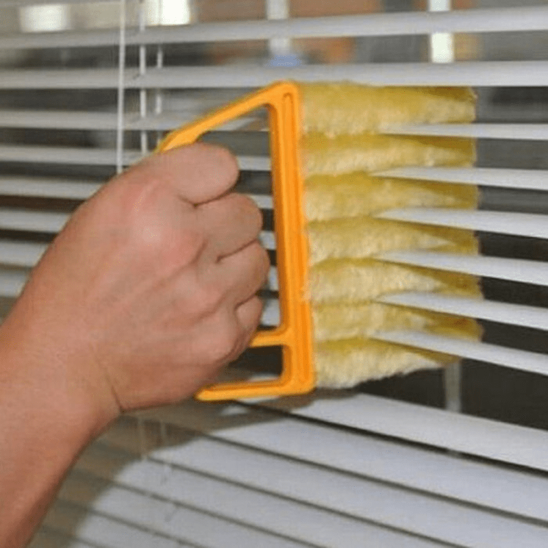 BLINDSWEEP – Washable Microfiber Window & Blinds Cleaning Brush