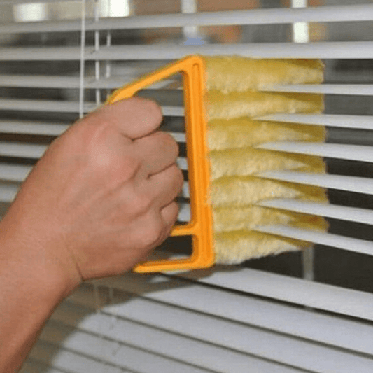BLINDSWEEP – Washable Microfiber Window & Blinds Cleaning Brush