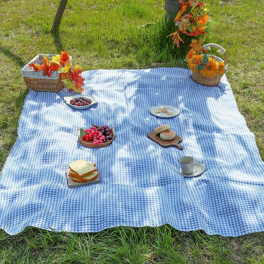PICLUX – Minimalist Plaid Outdoor Picnic Mat for Quick-Dry Travel and Leisure Use
