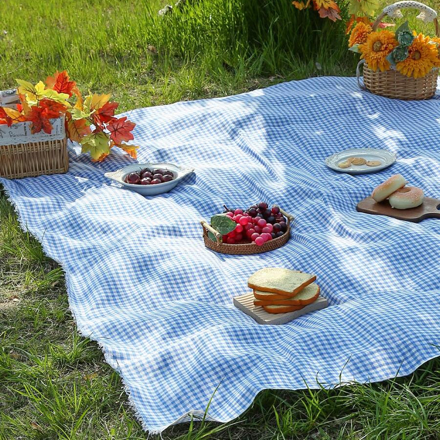 PICLUX – Minimalist Plaid Outdoor Picnic Mat for Quick-Dry Travel and Leisure Use