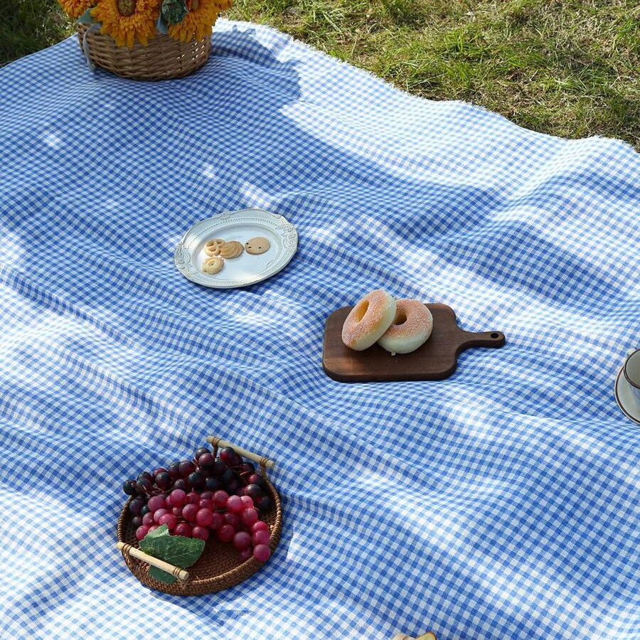 PICLUX – Minimalist Plaid Outdoor Picnic Mat for Quick-Dry Travel and Leisure Use