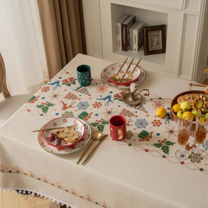 DINECREST – Beige Tablecloth for Sophisticated Festive Tables