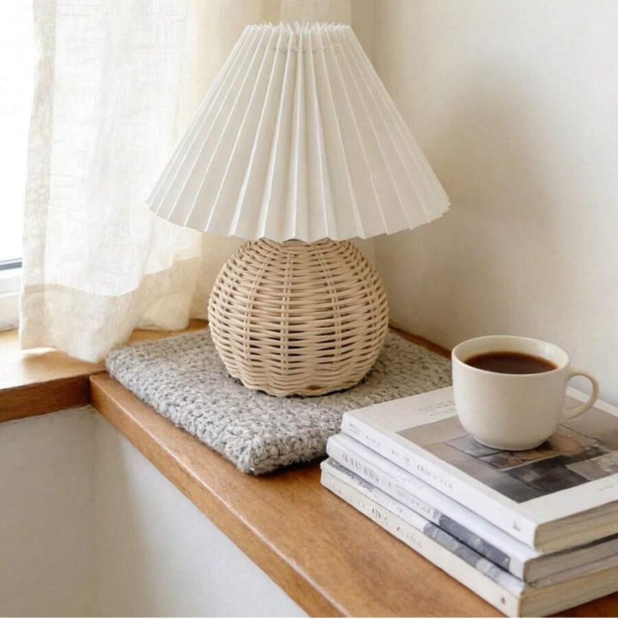 LUMORA – Rattan Table Lamp for Warm Ambient Lighting and Cozy Interior Atmosphere