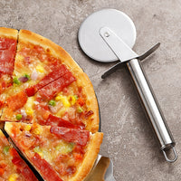 ROLLCUTA – Rustfrit Stål Pizzaskæreværktøj med Hjul