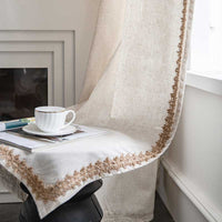 Tenda beige boho DRAPELIA per una luce naturale e soffusa