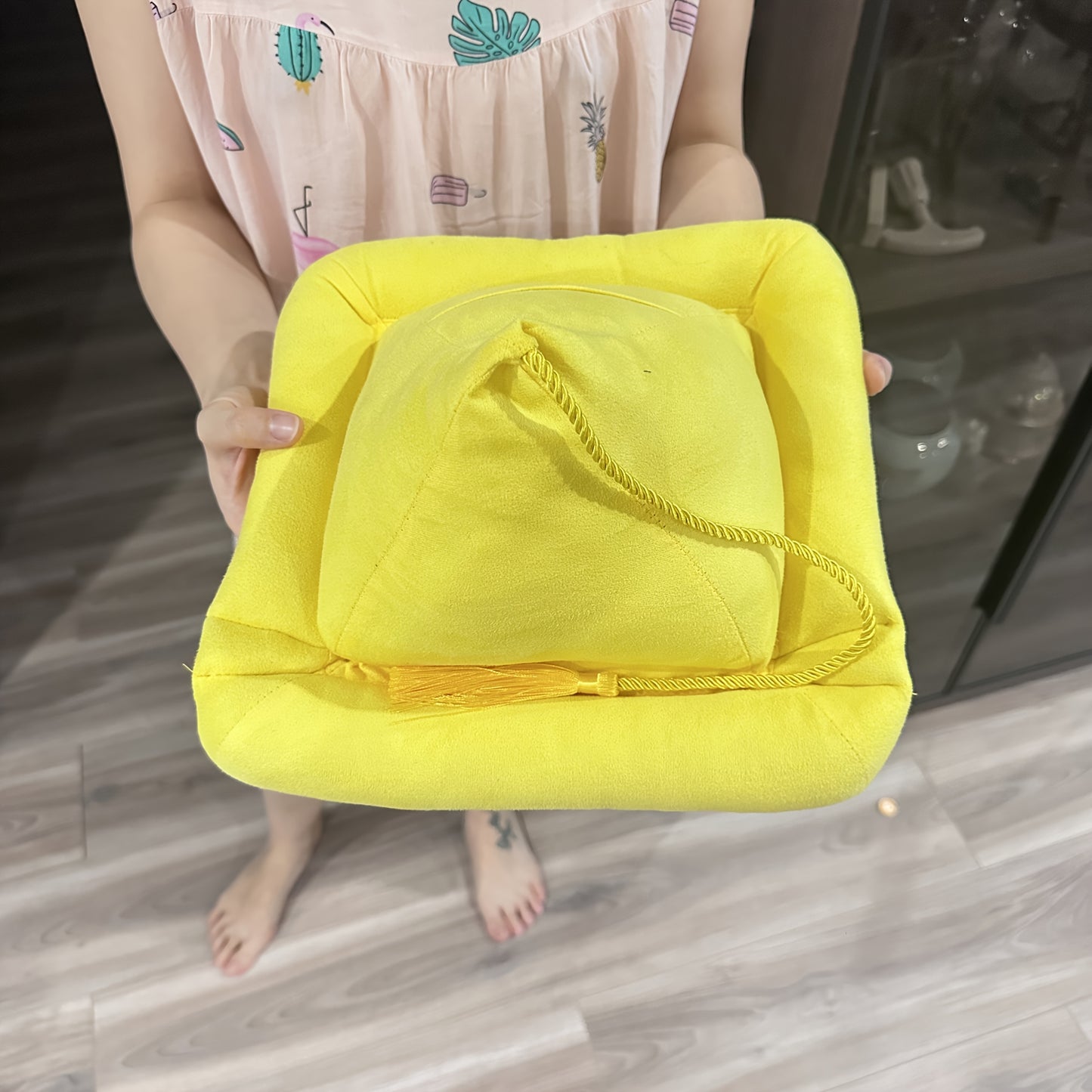 TABLIVA – Reading Pillow Stand for iPad, Books & Comfortable Viewing