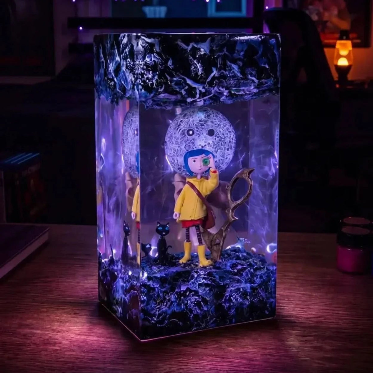 BOOGLOW – Halloween Lamps for Easy Shelf Styling