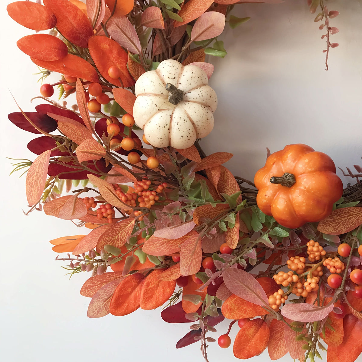 FALLBELLE – Pumpkin Wreath for Graceful Seasonal Charm