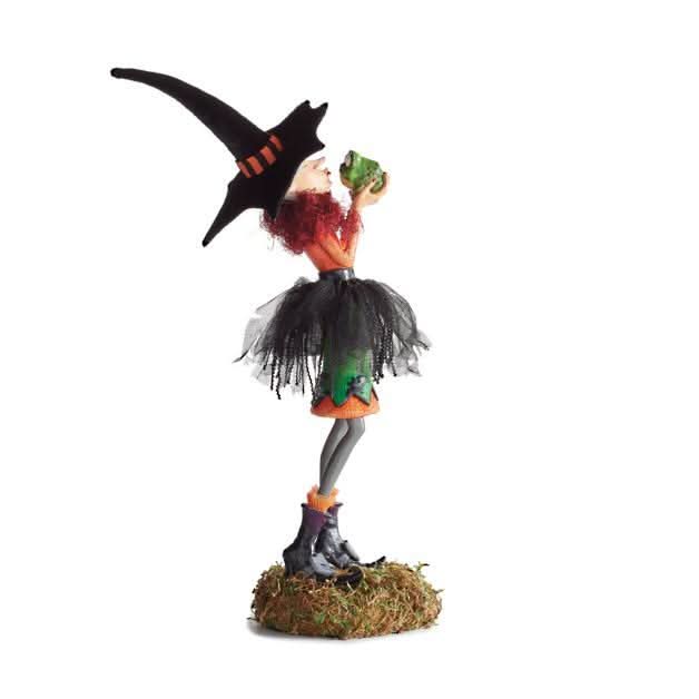 HEXELLE – Witch Figurine for Charming Halloween Styling