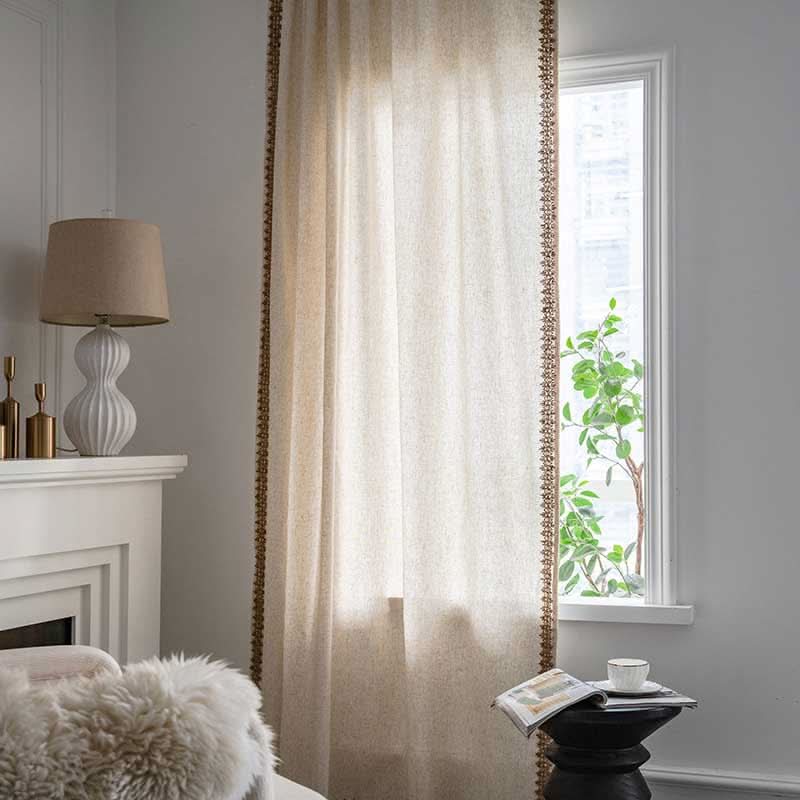 Tenda beige boho DRAPELIA per una luce naturale e soffusa