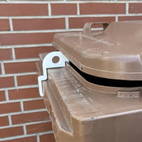 FRESHFLOW – Trash Bin Ventilation Clip for Odor & Pest Control