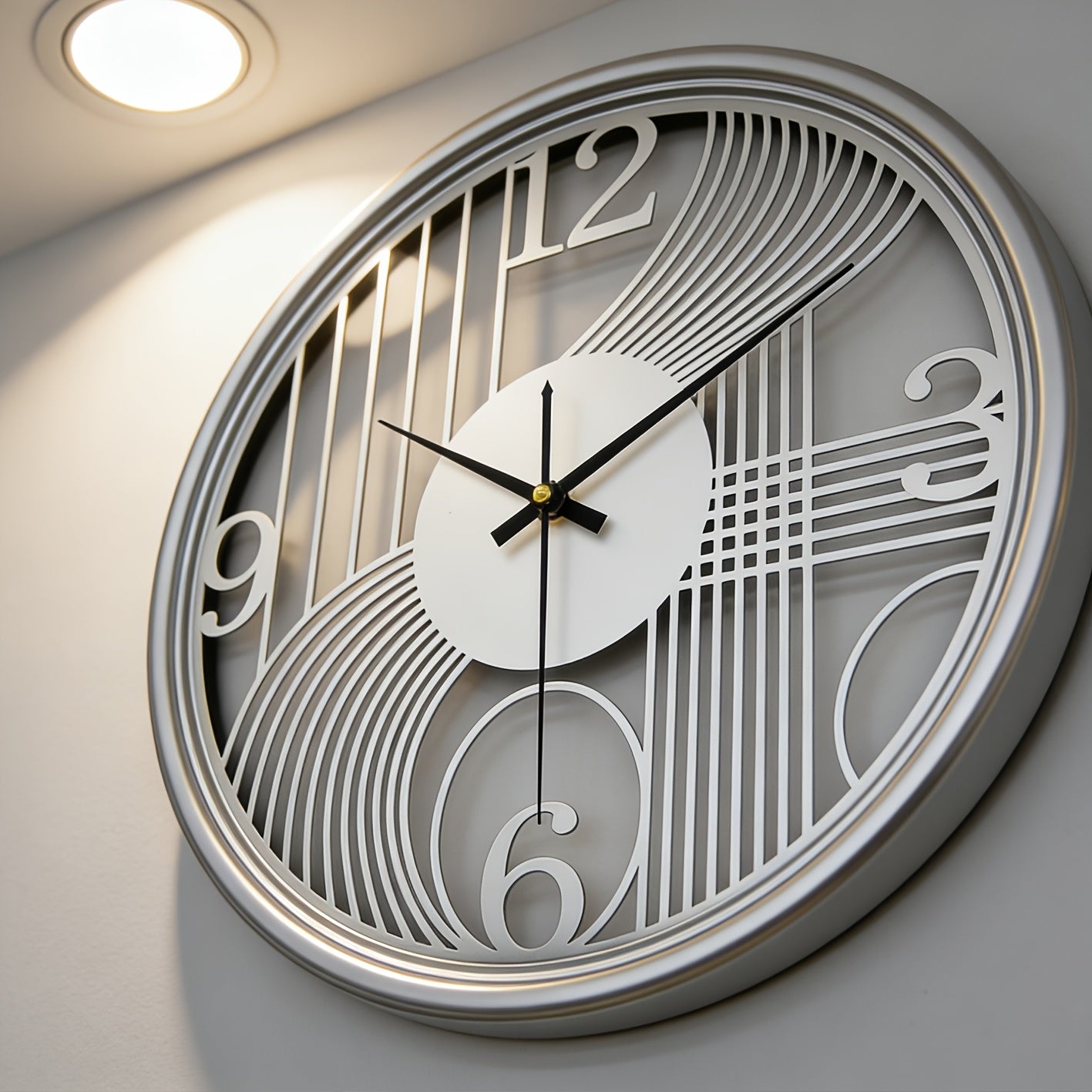 AUREN – 40cm Golden 3D Iron Silent Wall Clock for Modern Home Decor