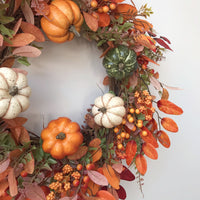 FALLBELLE – Pumpkin Wreath for Graceful Seasonal Charm