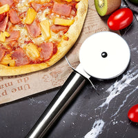 ROLLCUTA – Rustfrit Stål Pizzaskæreværktøj med Hjul