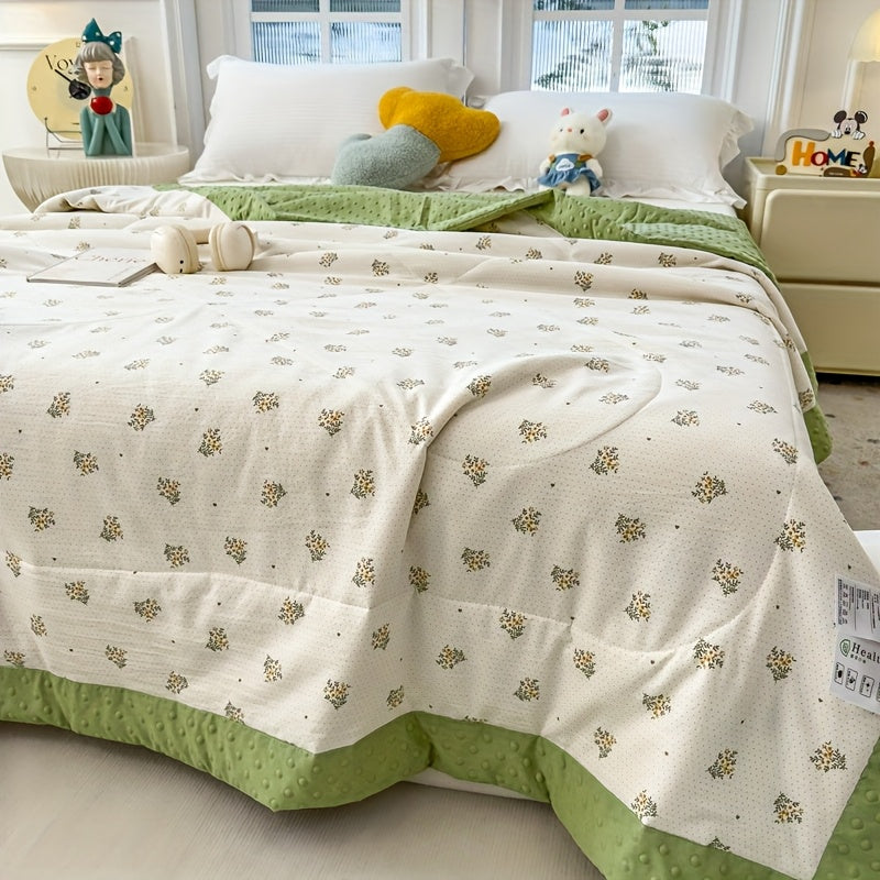BLOOMCOOL - Lightweight Floral Summer Quilt for Breathable Comfort 1