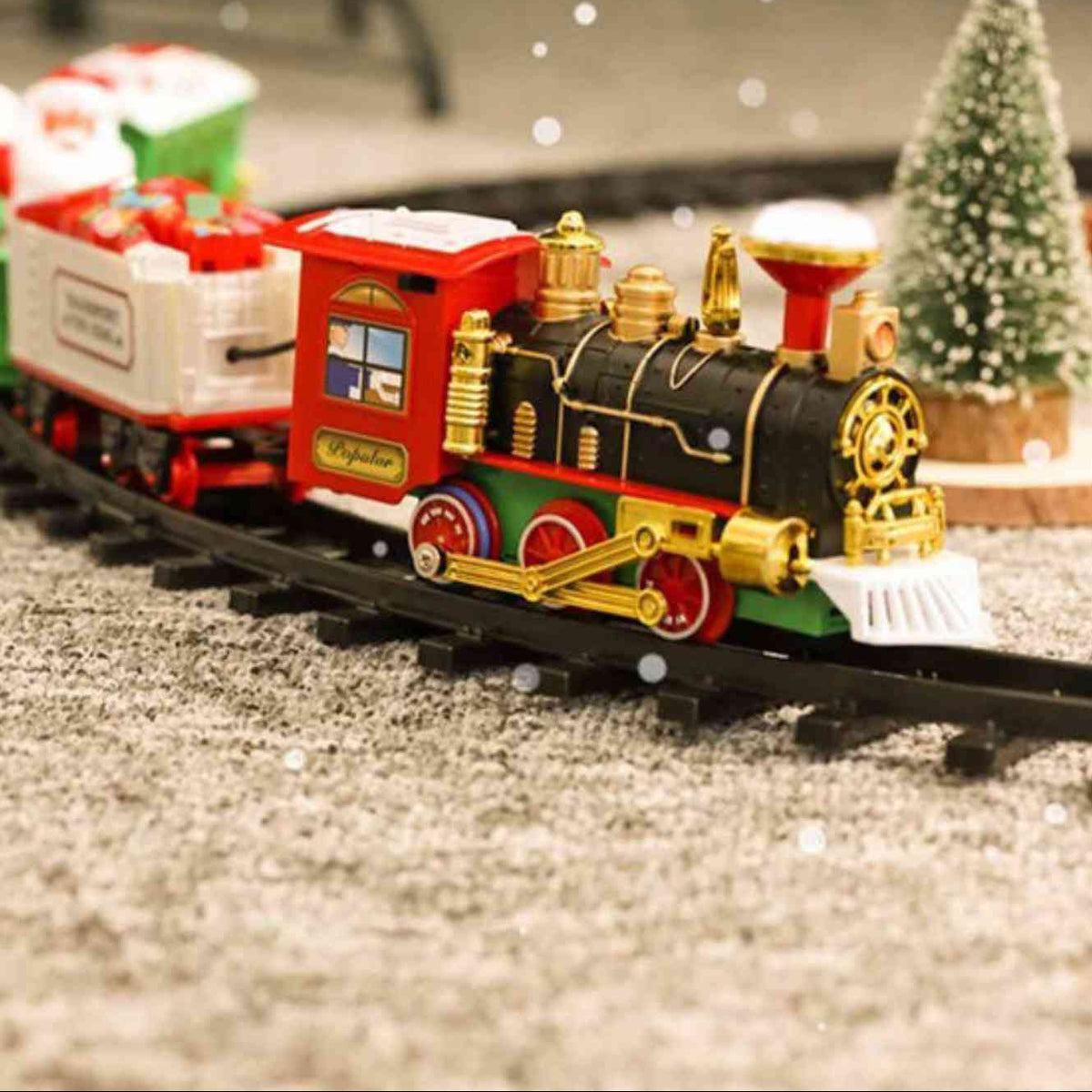 TREEEXPRESS – Christmas Tree Train for Cheerful Holiday Styling