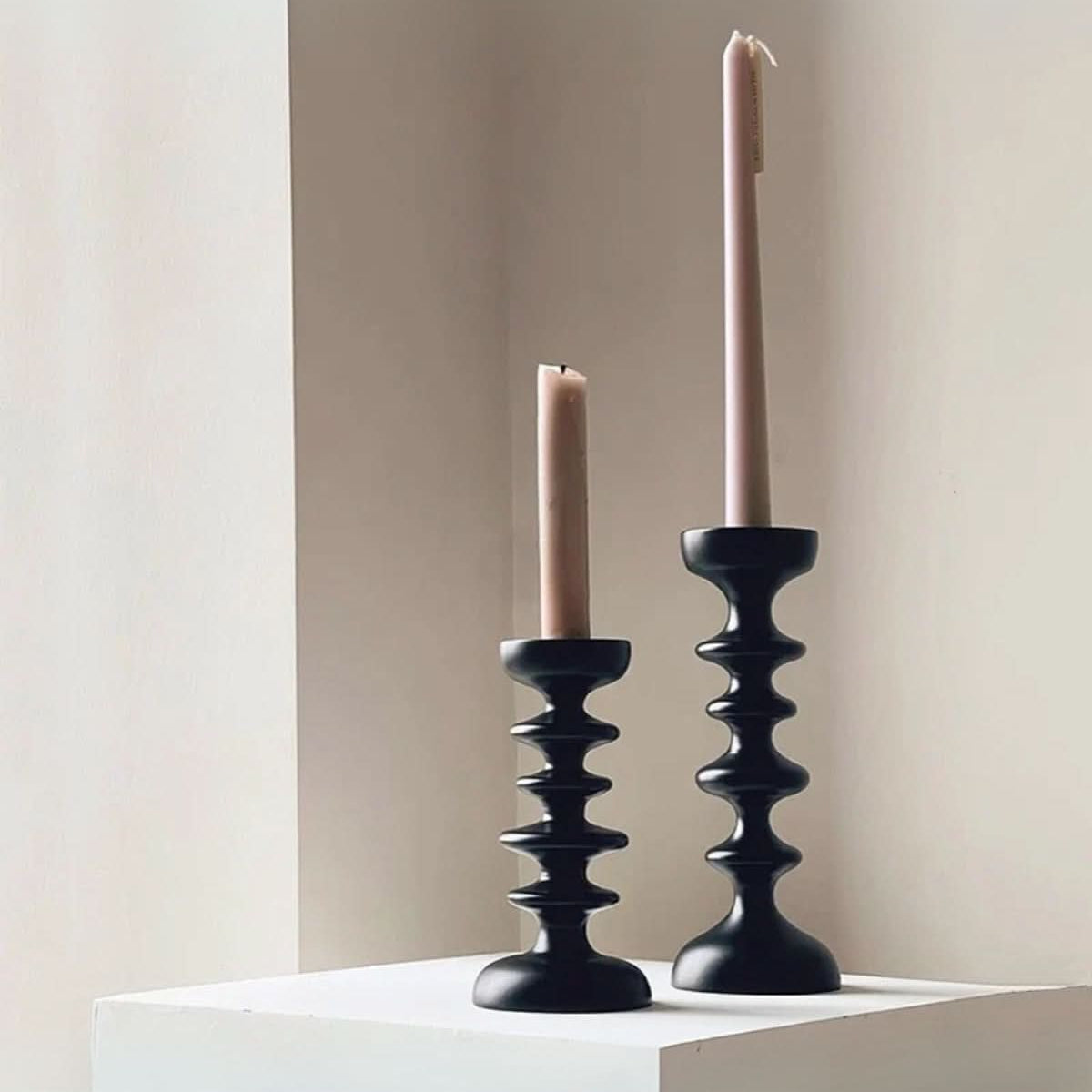 HOLLOWEMBER – Sculptural Candle Holder for Warm Table Styling