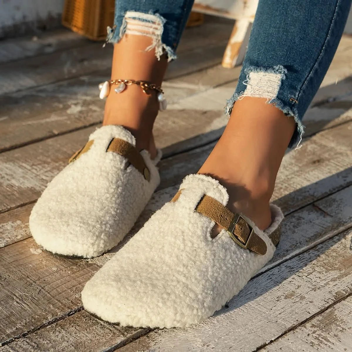 HEATWOOL - Cozy Sheep's Wool Slippers for Comfortable Indoor Wear 2