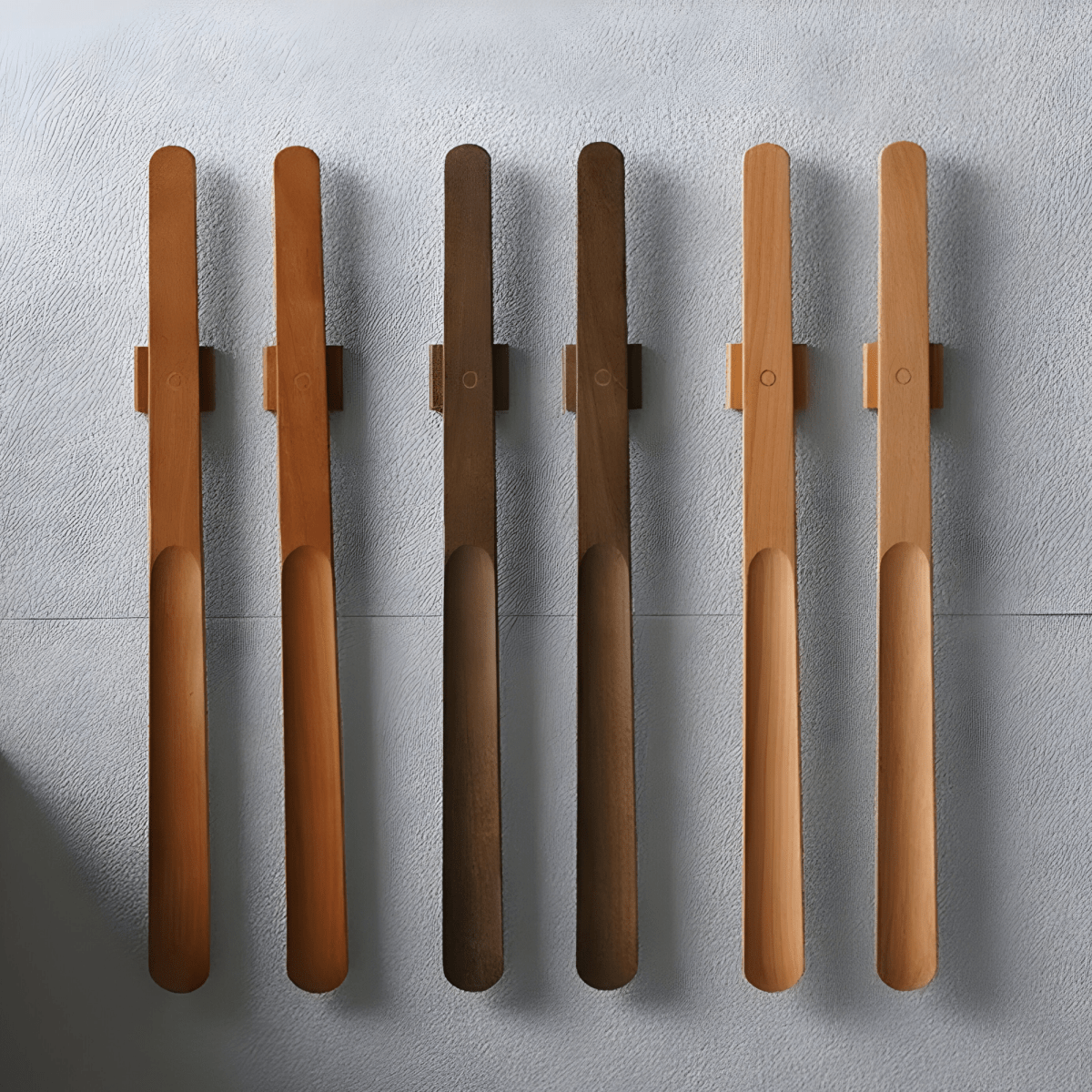 HeelGlide - Extra-Long Wooden Shoe Horn with Ergonomic Handle 2