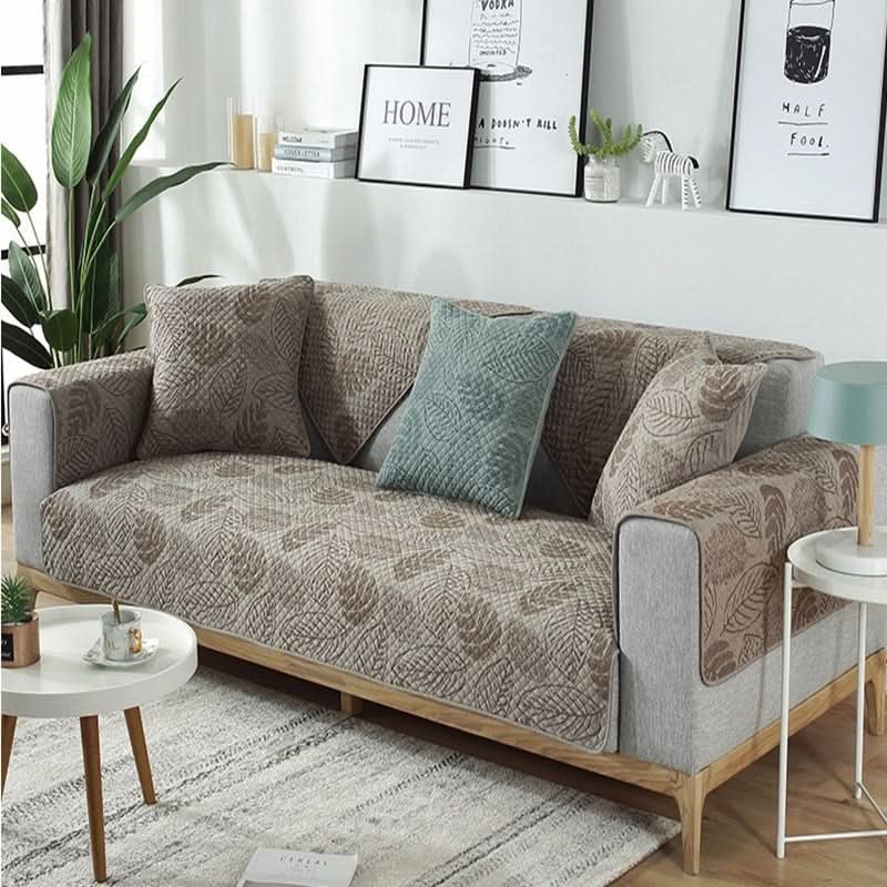 LOUNGEMELIA – Quilted Sofa Cover for Warm and Inviting Rooms