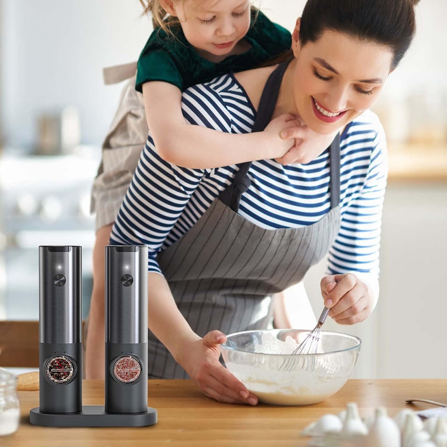 Rechargeable Electric Salt and Pepper Mill Set - One-Handed Operation & Adjustable Grind 7