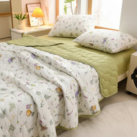 FLORABREEZE – Floral Summer Blanket Soft Breathable Comfort