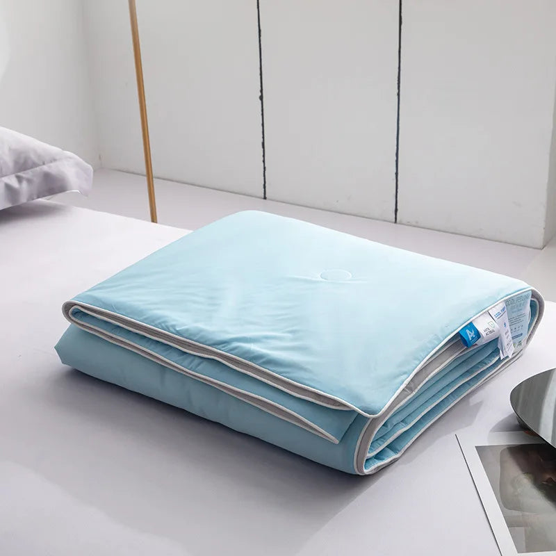 SILKCHILL – Ice Silk Blanket Soft Breathable Summer Design