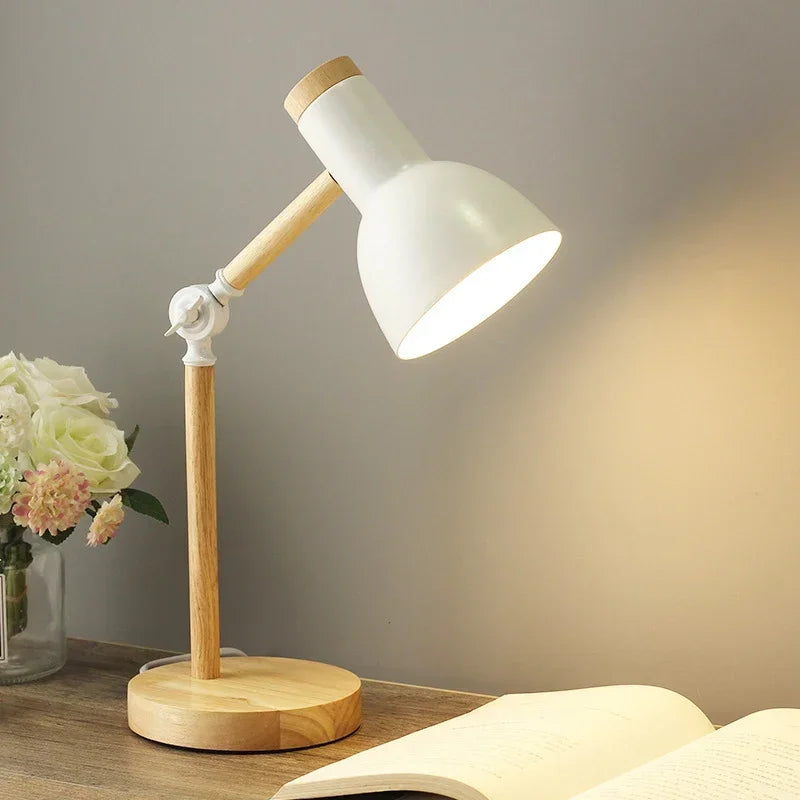 TURNGLOW – Verstellbare Holz-Tischlampe mit sanftem Augenschutz
