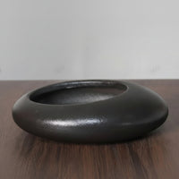 ORCHIDFLOW – Flacher Keramik-Bonsai-Topf mit künstlerischem Kieselstein-Design