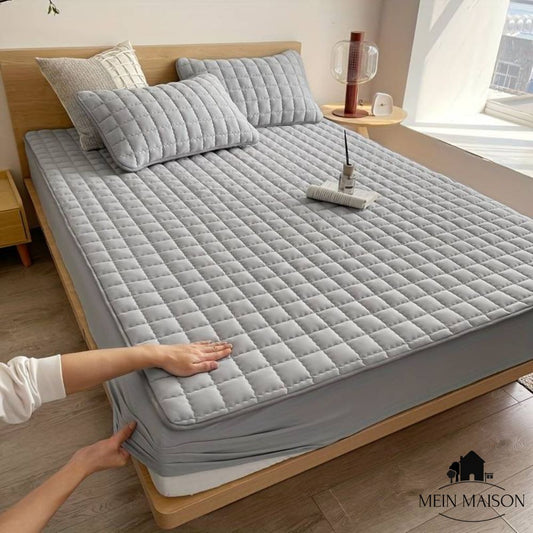 SlumberSoft - Soft Breathable Mattress Cover for Hygiene & Comfort 0