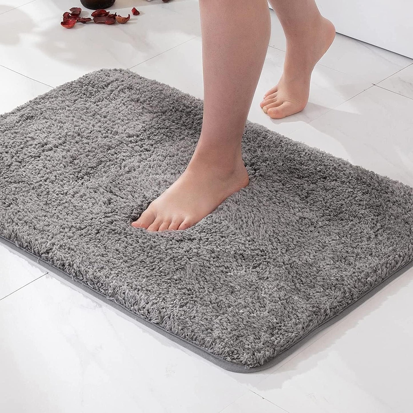 Ultra-Soft Microfiber Bath Rug - Non-Slip Comfort Mat for Bathrooms 1