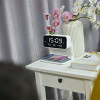 GLOWDOCK – 3-in-1 Bedside Lamp with Easy Wireless Charging