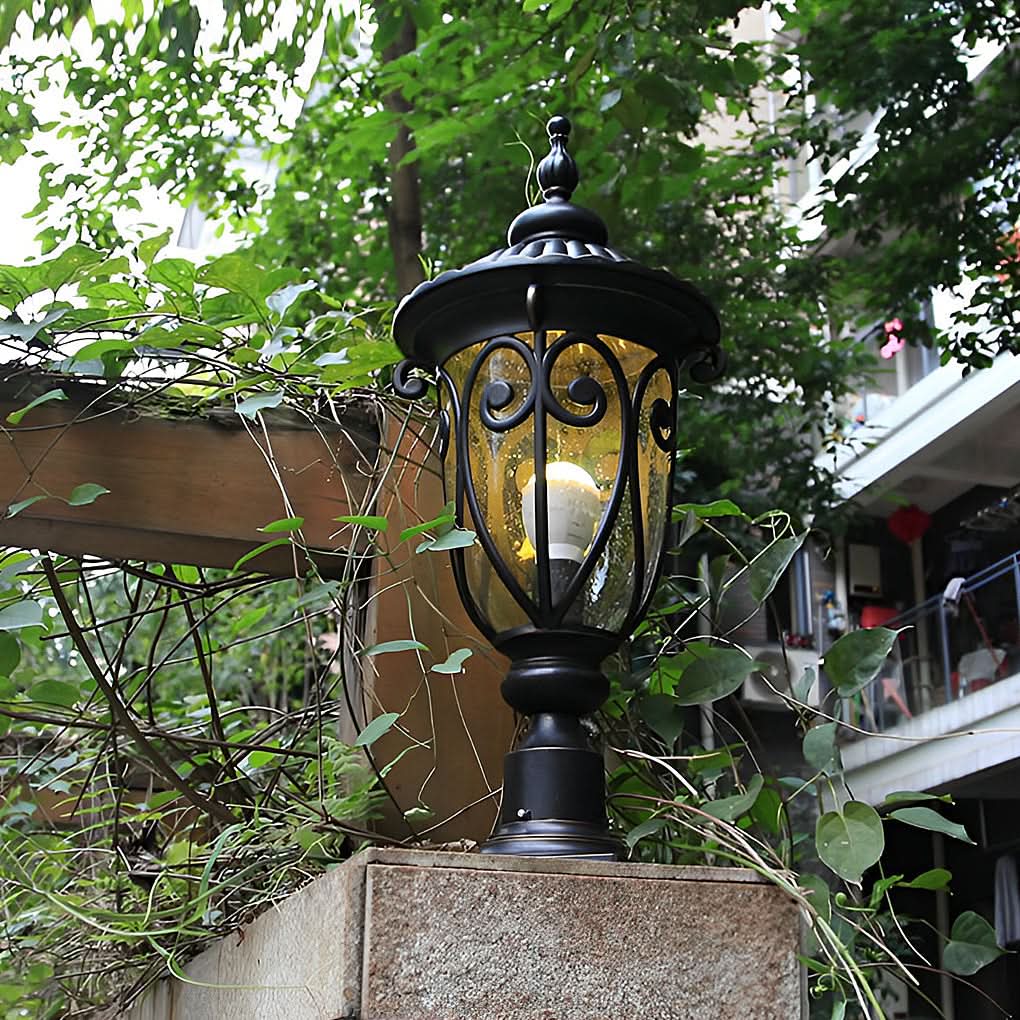 POSTELIA – Outdoor Pillar Light for Elegant Garden Ambiance