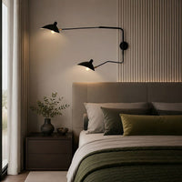 Lampada da parete FLEXARM con braccio orientabile regolabile per un'illuminazione flessibile