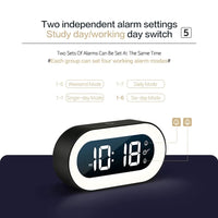 MOONDIAL – Digital Alarm Clock for Serene Nighttime Lighting