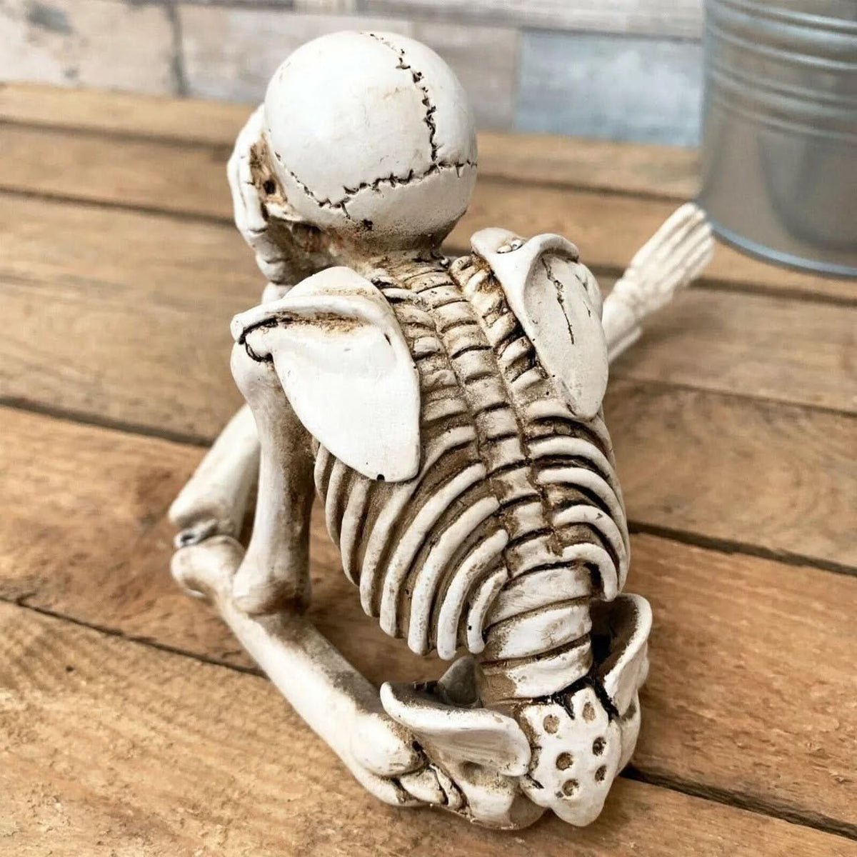 SPOOKTRIO – Skeleton Figurine Trio for Playful Seasonal Decor