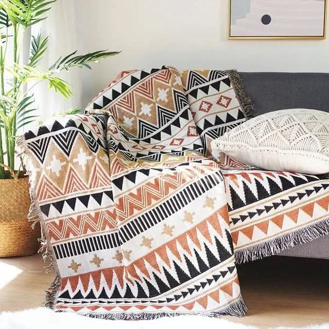 NOMAVIA – Geometric Throw Blanket for Relaxed Bohemian Styling