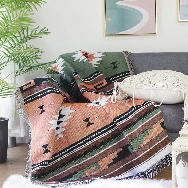 NOMAVIA – Geometric Throw Blanket for Relaxed Bohemian Styling