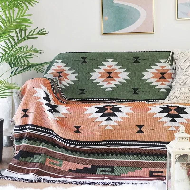 NOMAVIA – Geometric Throw Blanket for Relaxed Bohemian Styling