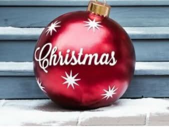 FESTIVEORB – Christmas Inflatable Ball for Eye-Catching Outdoor Displays