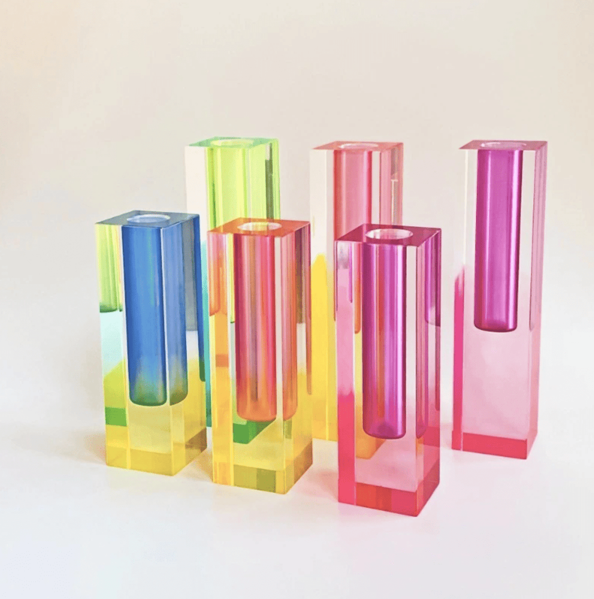 VASEMIRIXA – Decorative Geometric Vase for Refined Living Spaces